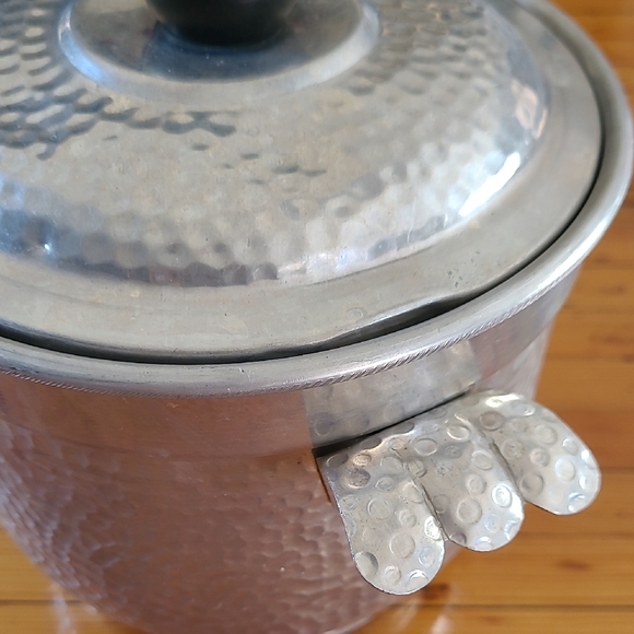 Hammered Silver Ice Bucket Set with Black Handles - Picture 8 of 15